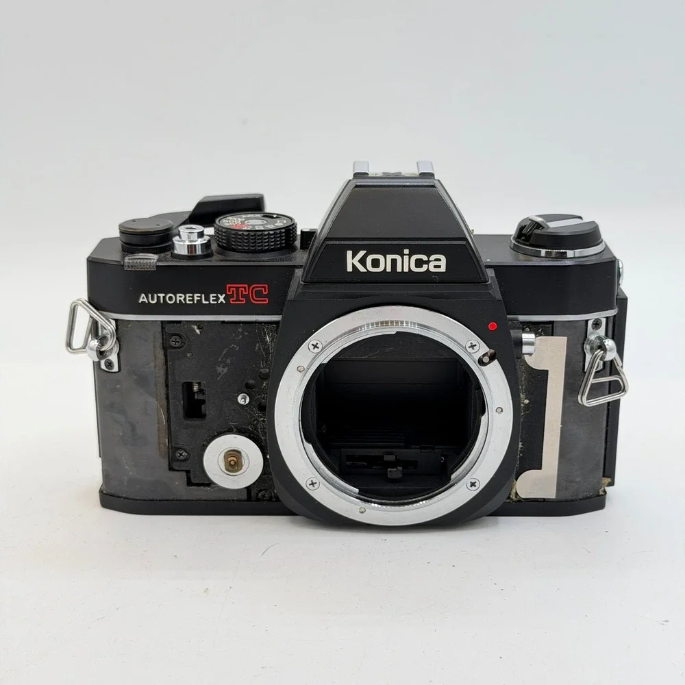 Konica Autoreflex TC 35mm SLR Film Camera Body Black Made in Japan Parts Repair
